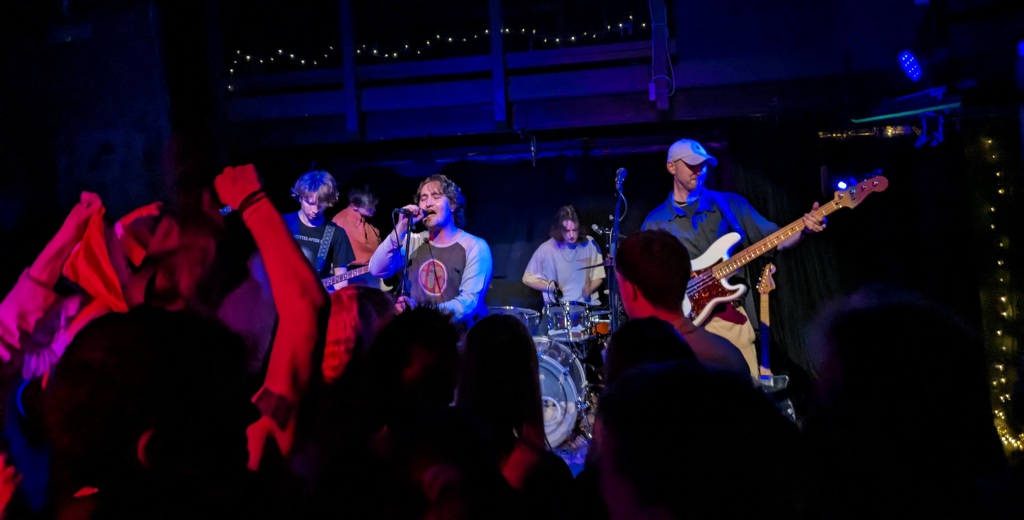 Courting live at the Cluny review – indie’s next big thing has room for improvement